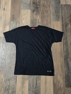Penshoppe Mens size Medium Black Short Sleeve Tshirt